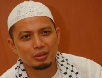 Ustadz Arifin Ilham: Ada 9 Ciri Dukun Berkedok Ustadz Arifin-ilham